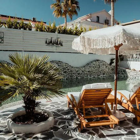 Salonika Otel 2*